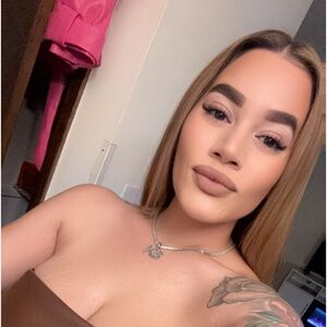 Meet your Posher, Mara